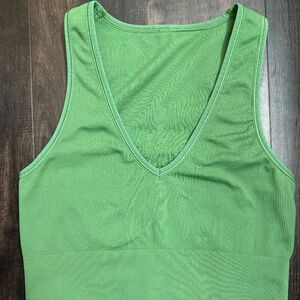 Aurora Seemless Tank